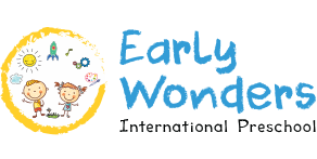 Early Wonders  Logo